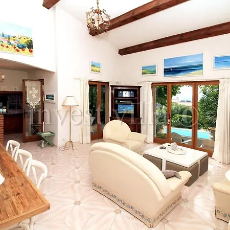 Villa Sleeps 6 Pool Les Issambres
